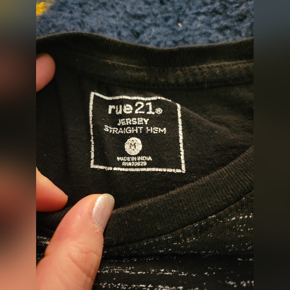 Rustic Print Top - Picture 7 of 8